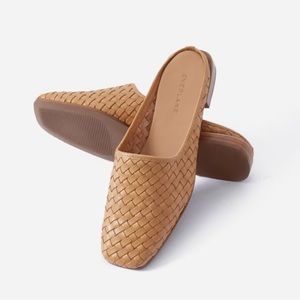 EVERLANE woven leather mule tan size 7.